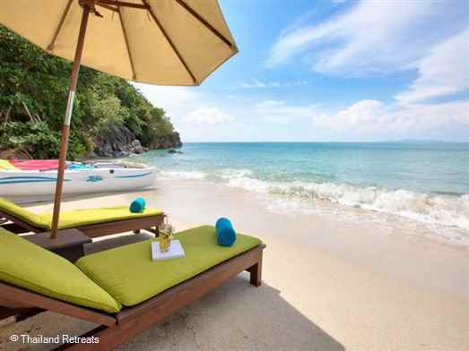 <p>Baan Chang is a stunning 3-5 bedroom villa in Koh Samui, featuring Thai chef service and located on a serene sandy cove along the west coast. Positioned at one end of a row of six villas, it offers the largest plot for added privacy. Enjoy reduced nightly rates for exclusive use of the villa when booking 3 or 4 bedrooms.</p>