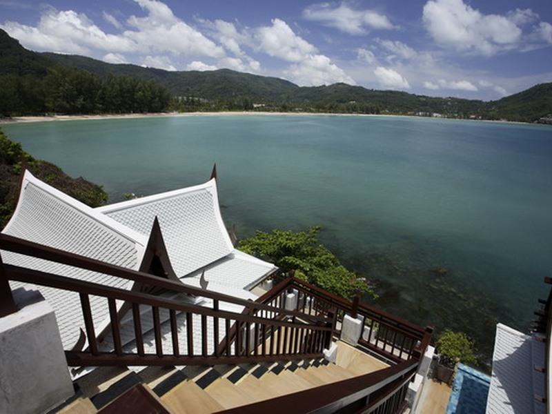 Baan Lom Talay