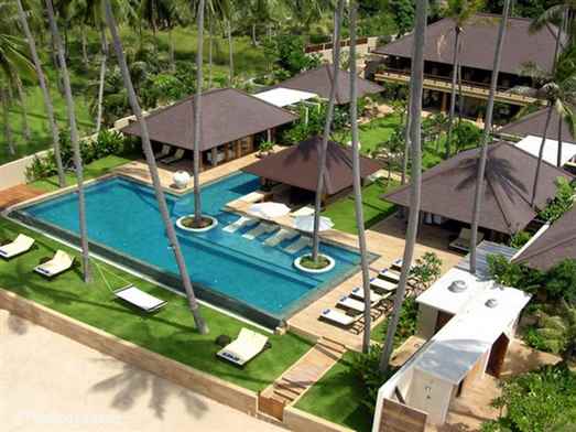 <p>Baan Mekkala is an ultra luxury 4-6 bedroom Koh Samui beachfront villa on the unspoilt south coast. Has private spa. Perfect for large families, groups of friends or a corporate retreat. <span style="font-size: 10pt;"><strong>R<span style="color: #000080;">educed nightly rates for 4 and 5 bedroom occupancy with exclusive use of the villa.</span></strong></span></p>