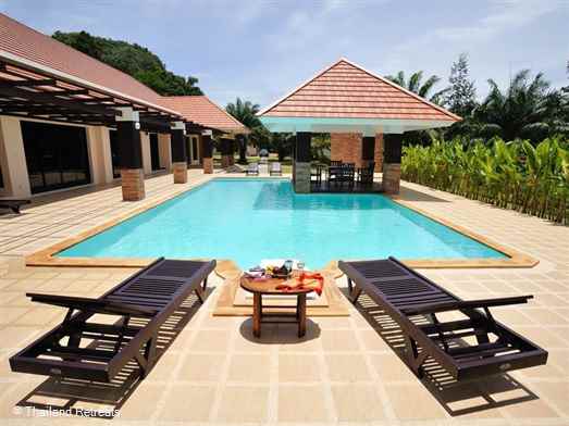 A lovely family villa that excudes light, calm and space with extensive terraces both in and out of the shade. 4km from Aon Nang centre