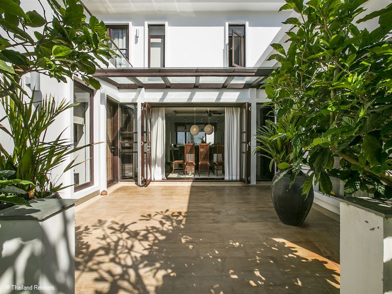 Frangipani Pool Villa