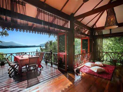 Serenity Lodge - A stunningly luxurious well appointed six bedroom villa witha  a private pool and separate jacuzzi ideally situated on the waters edge at Srithanu