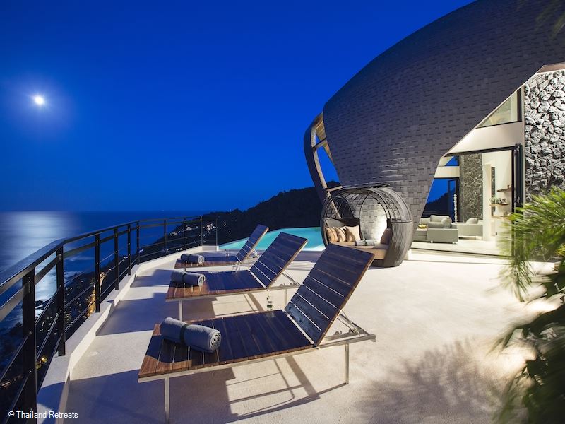 Villa Moonshadow