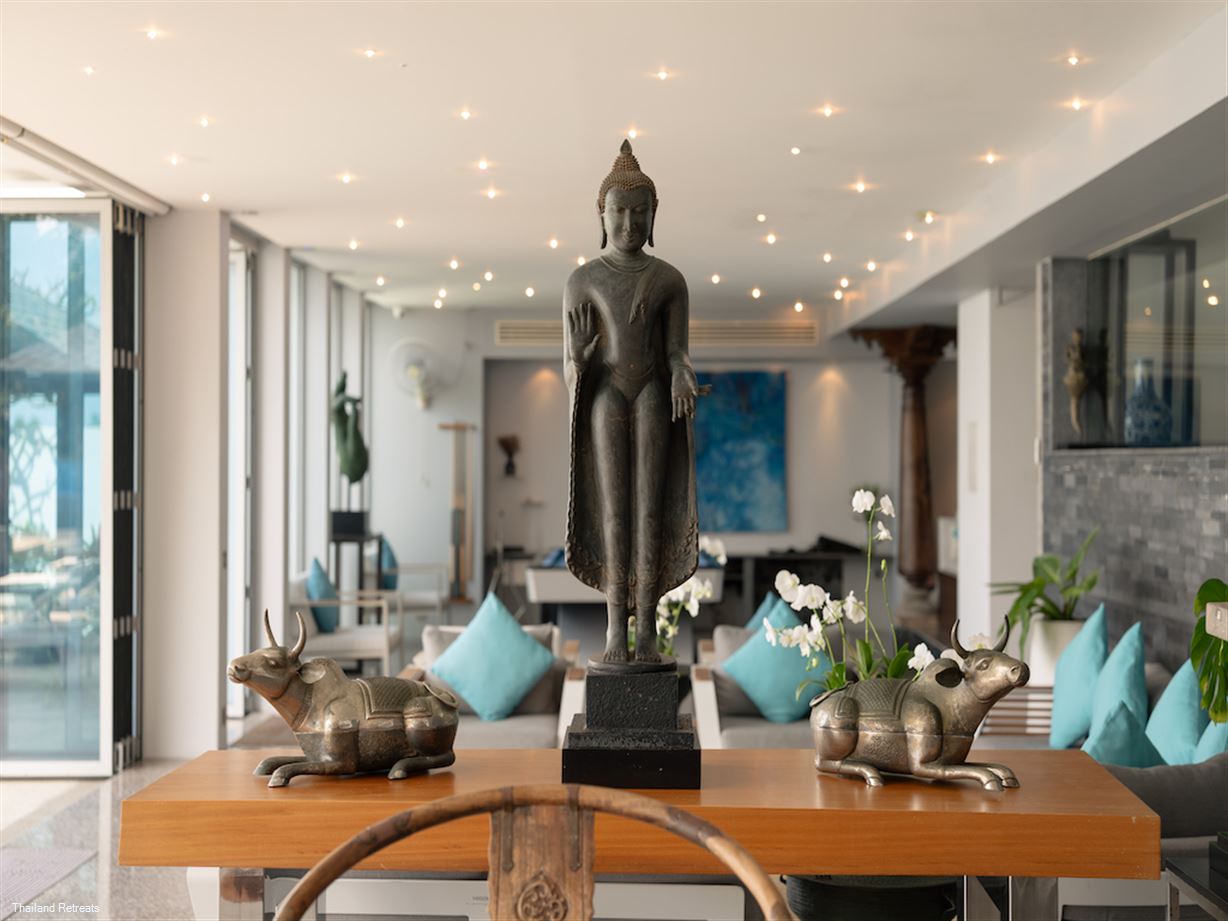 Bluesiam Villa