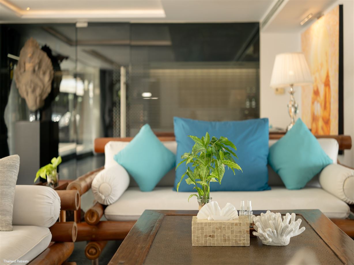 Bluesiam Villa