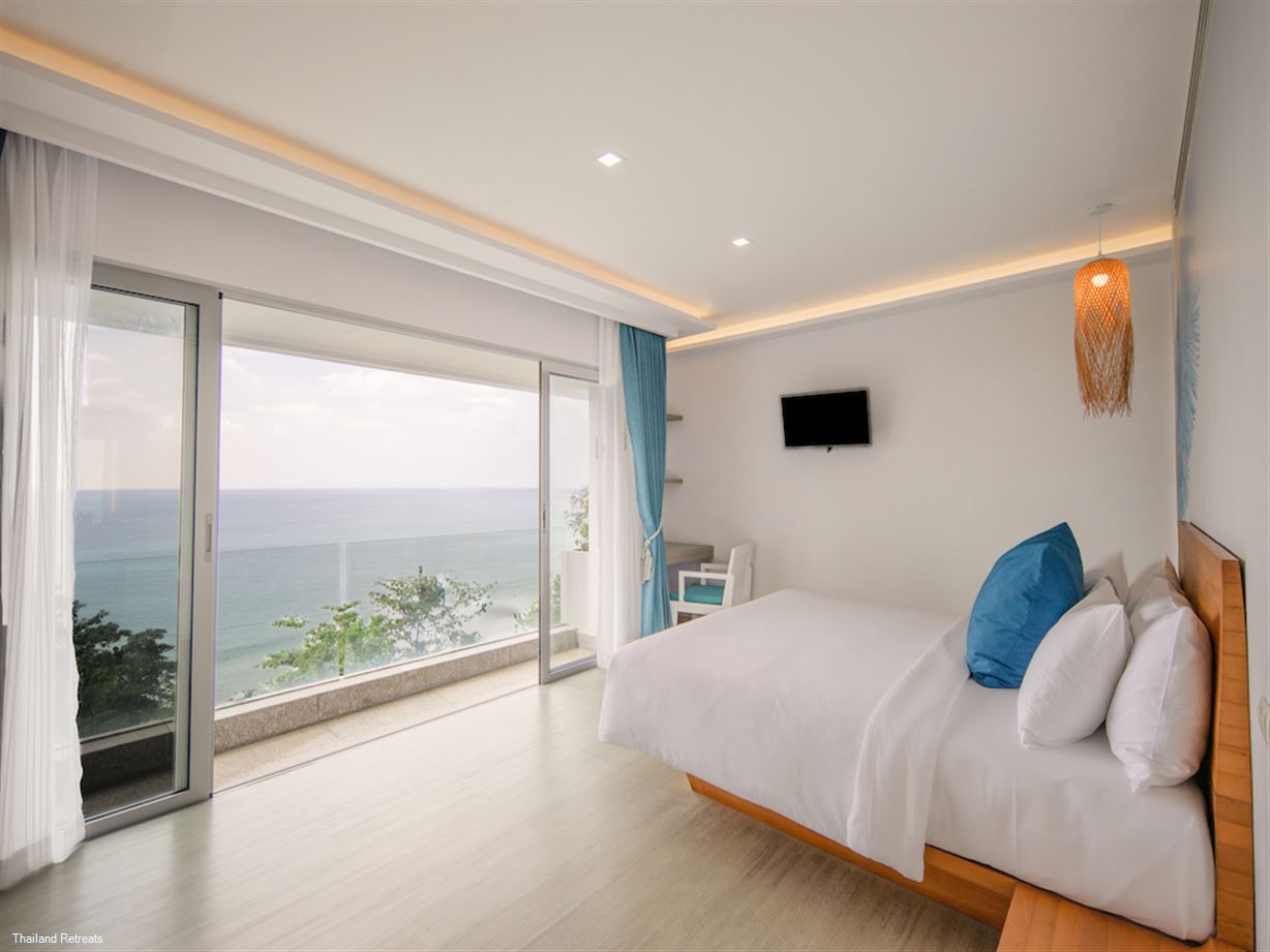 Bluesiam Villa