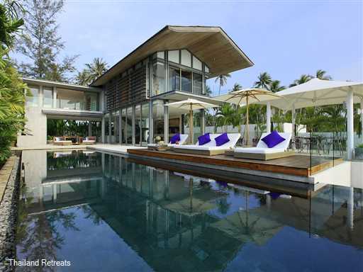 <p>Sava Villa Roxo is an ultramodern, five-bedroom luxury villa with ocean views, just steps from beautiful Natai Beach. Set within a secure environment, the villa is located just 30 minutes from Phuket airport, offering a perfect blend of comfort and style for your tropical getaway.</p>