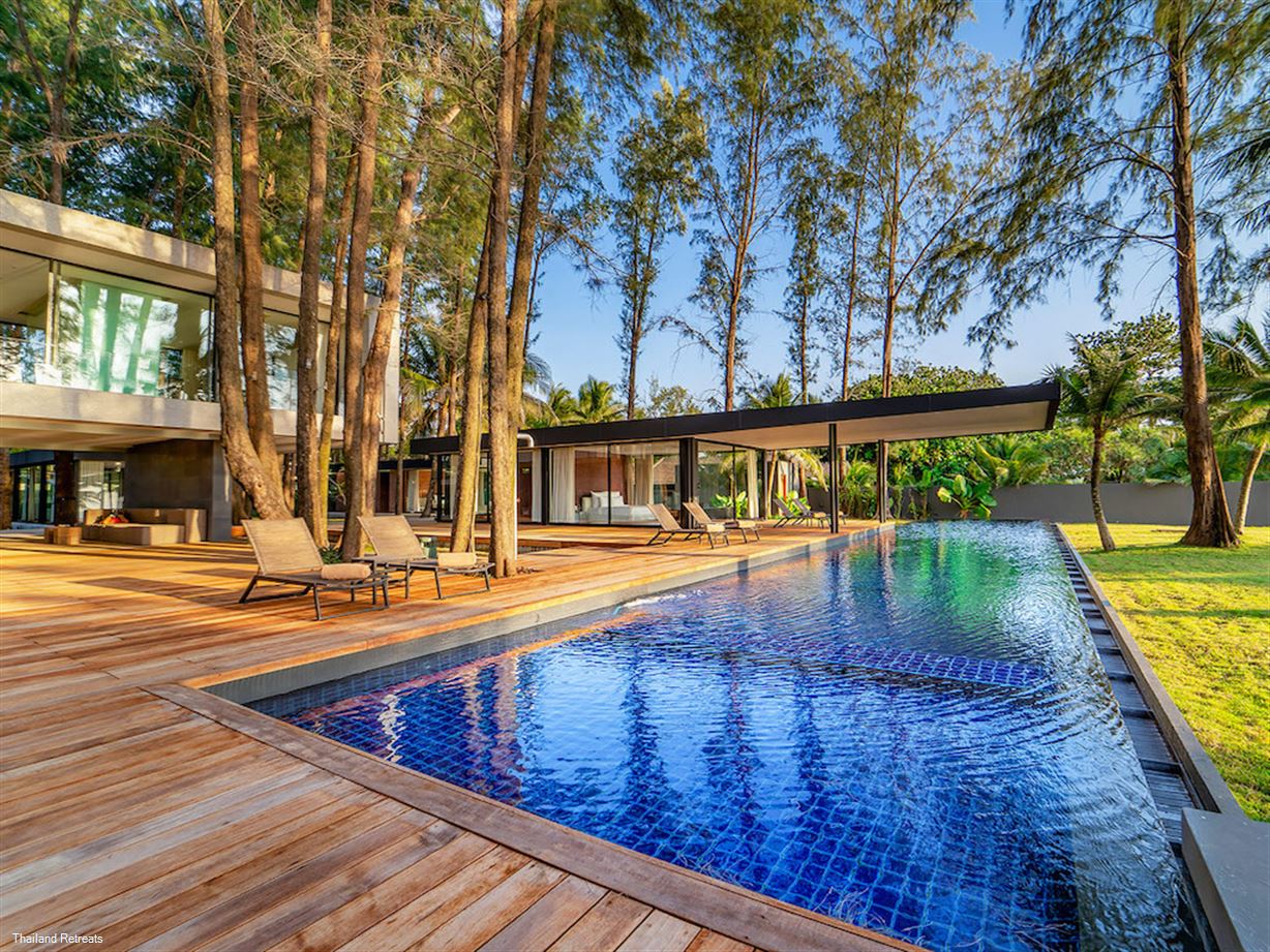 Grand Villa Noi