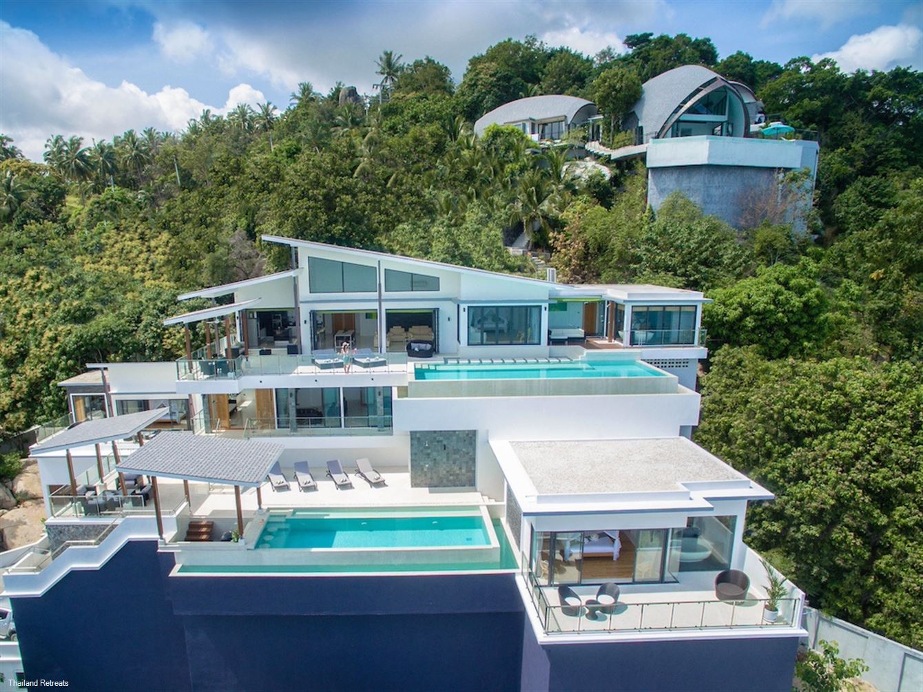 Chaweng Peak Villas