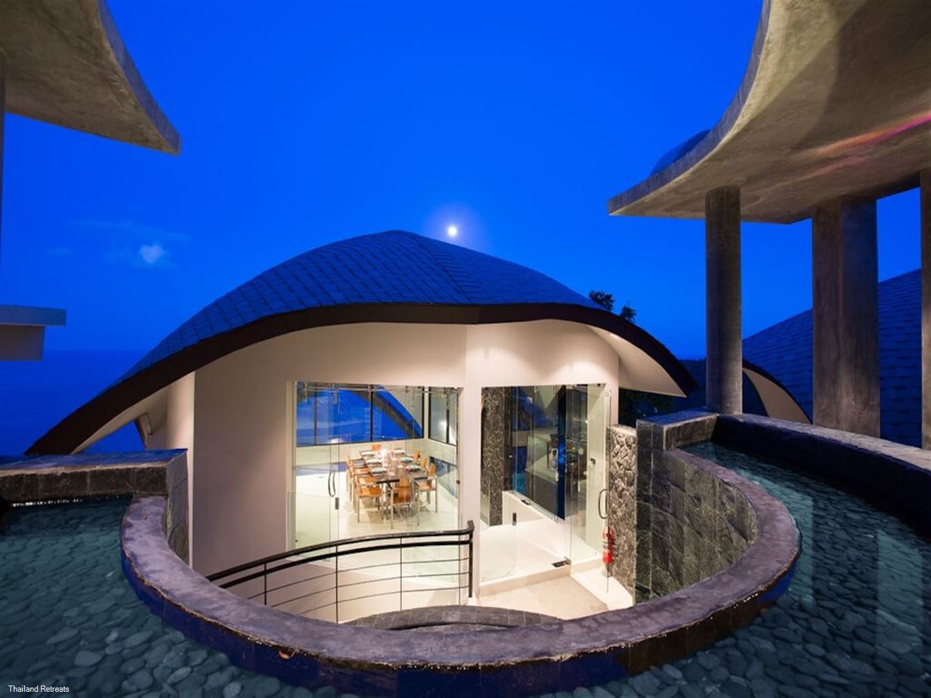 Chaweng Peak Villas