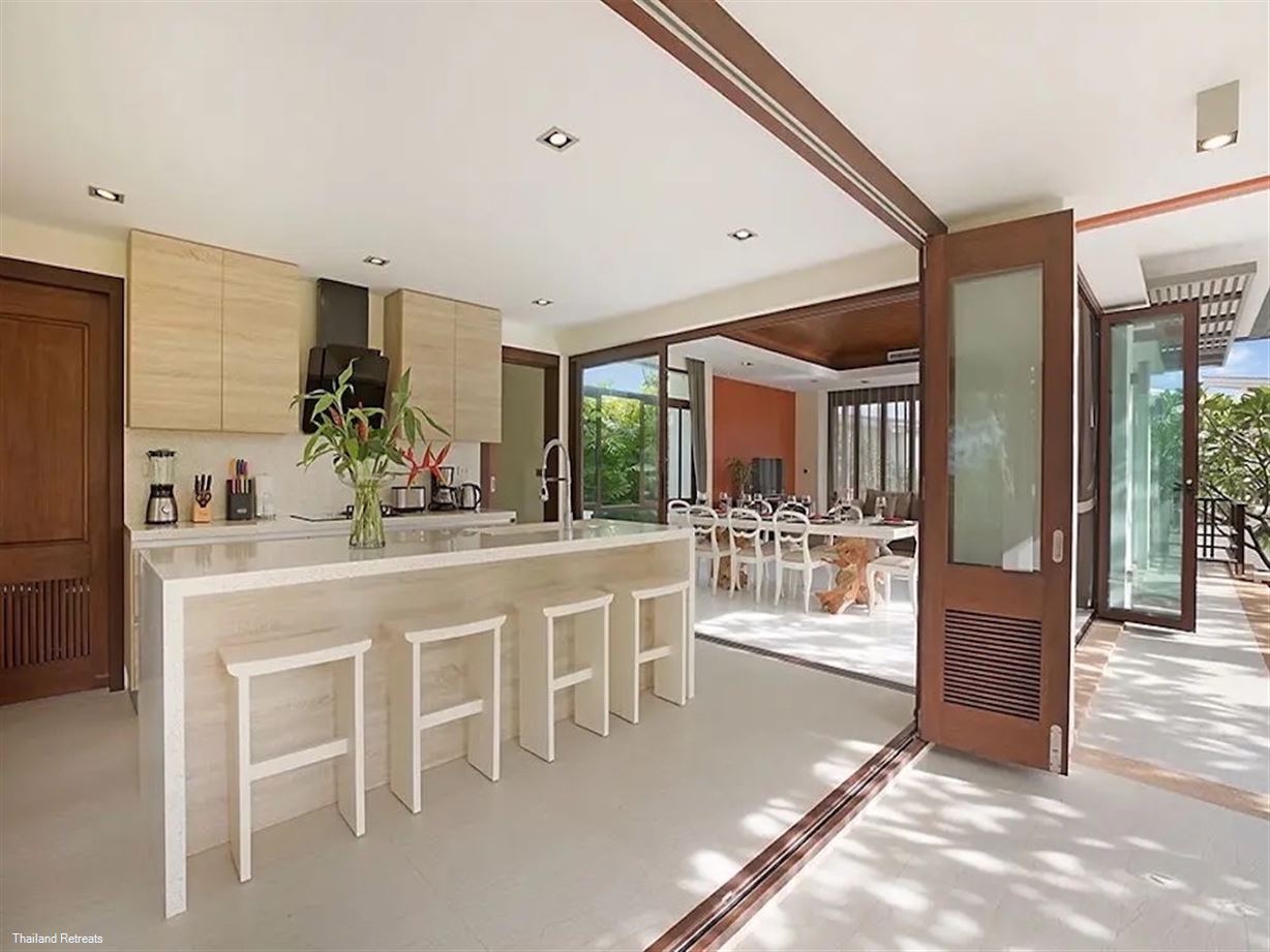 Six Hills Villa