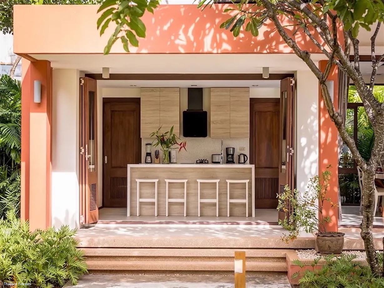 Six Hills Villa