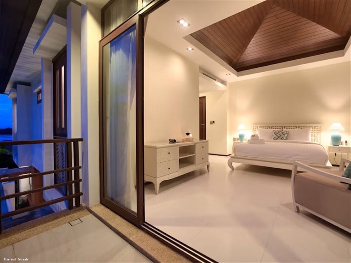 Six Hills Villa