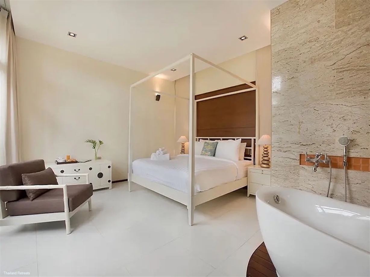 Six Hills Villa