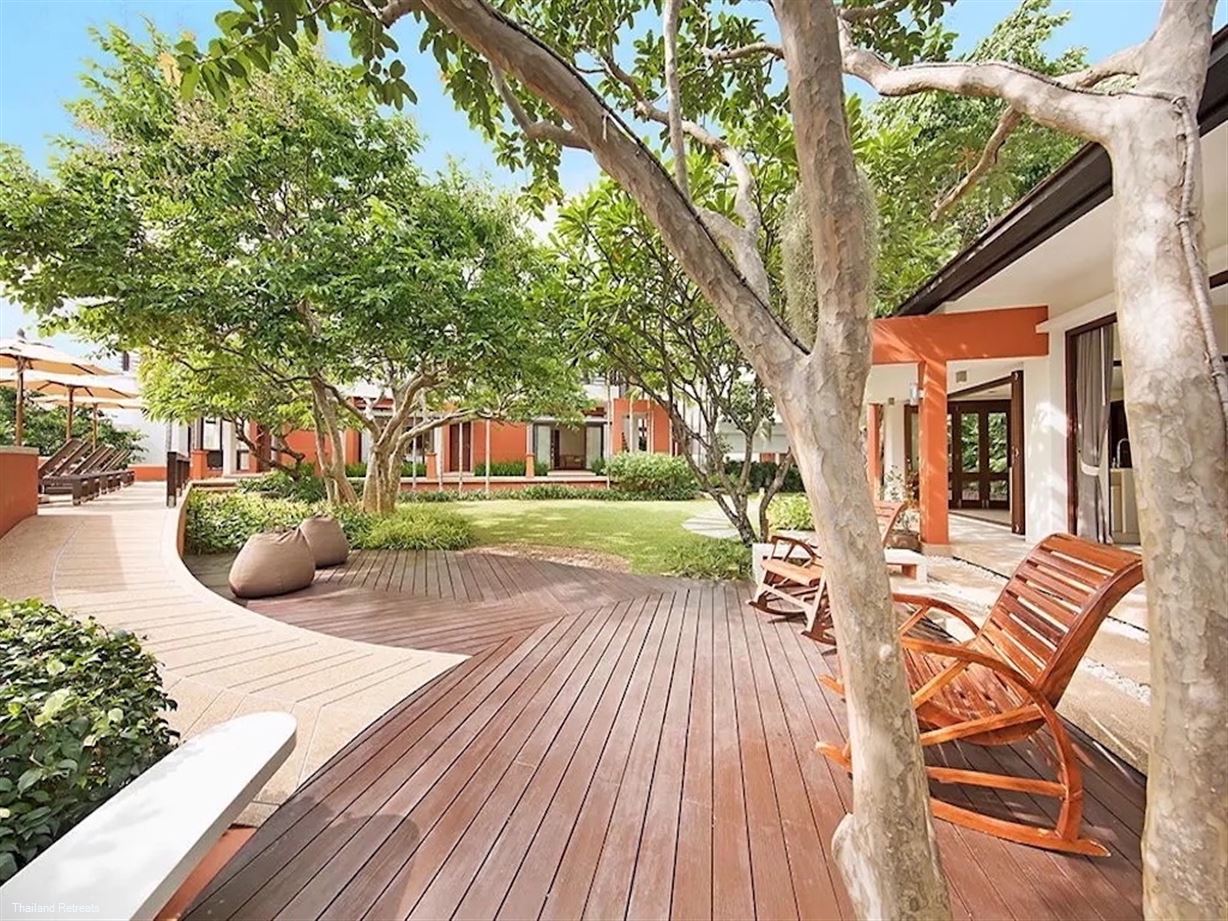 Six Hills Villa