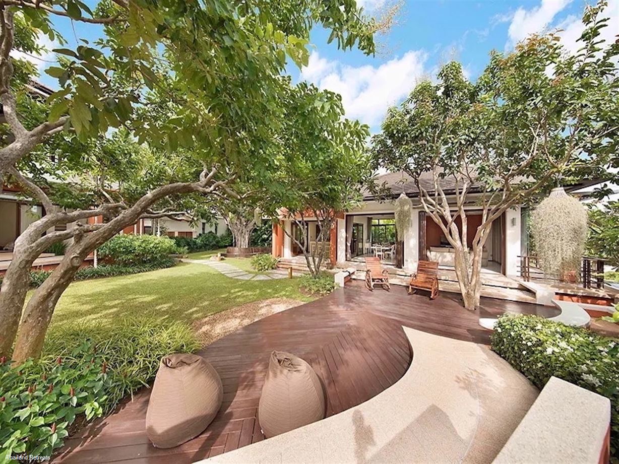 Six Hills Villa