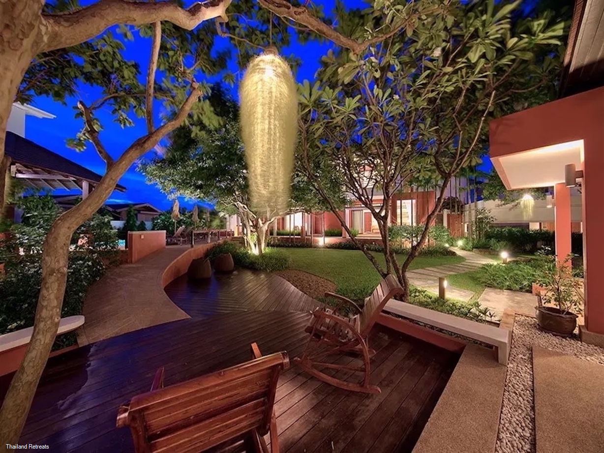 Six Hills Villa