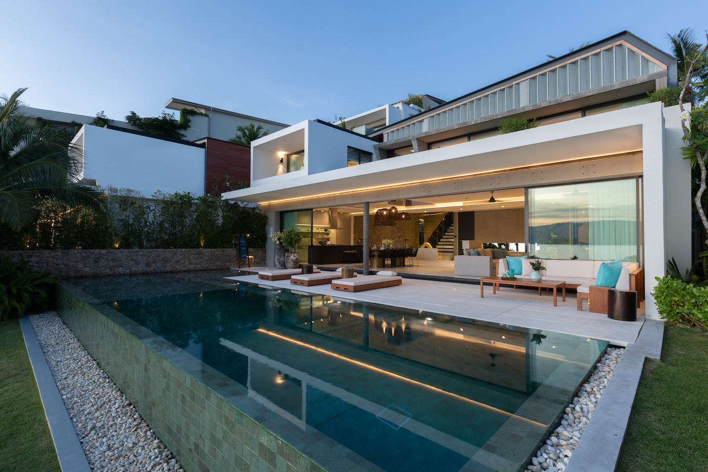 Kerem Villas 6 Bedroom Master Image